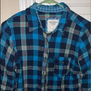 Women’s Abercrombie shirt